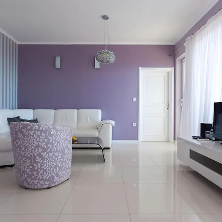 Luxury Con Vista