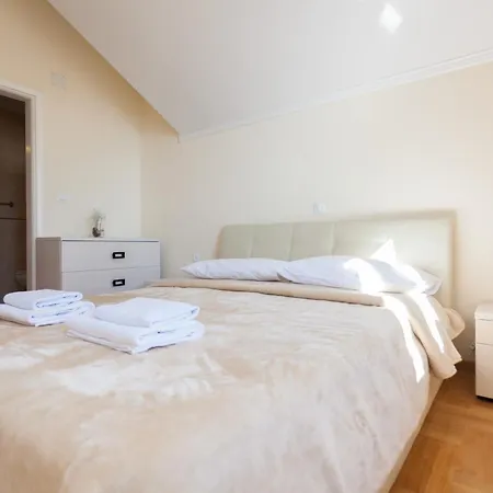 Luxury Con Vista *