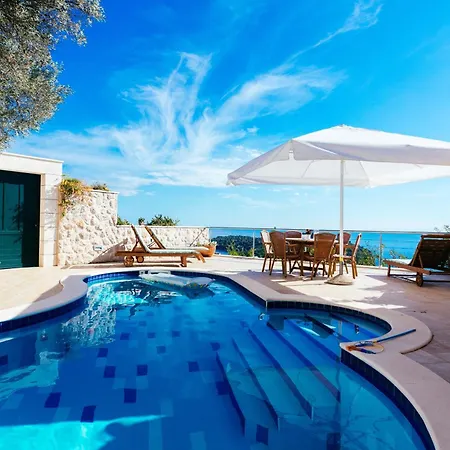 Luxury Con Vista *