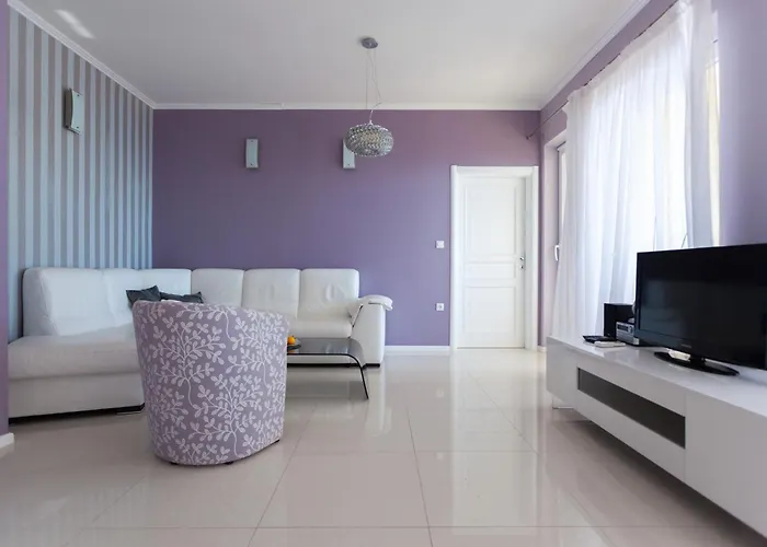 Luxury Con Vista