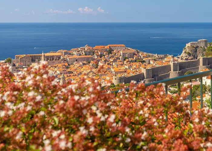 Luxury Con Vista Daire *